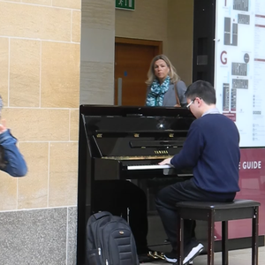 OTK打光屁股打到红视频
